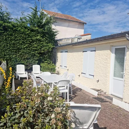 Les Sables - Proche Plage- Couchage 4 Personnes * Varaville