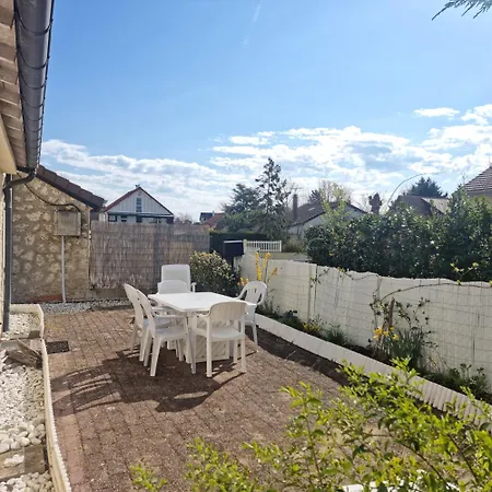 Apartment Les Sables - Proche Plage- Couchage 4 Personnes Varaville